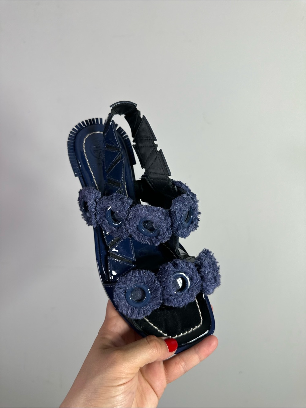 Tory Burch Freya Eyelet Flat Blue Patent Leather Fringe Slingback Sandals - Picture 3 of 7
